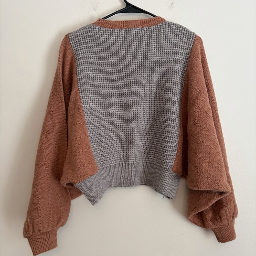 & Merci Colorblock Cropped Sweater Dolman Puff Sleeve Large Grandpacore Neutral - Picture 7 of 7